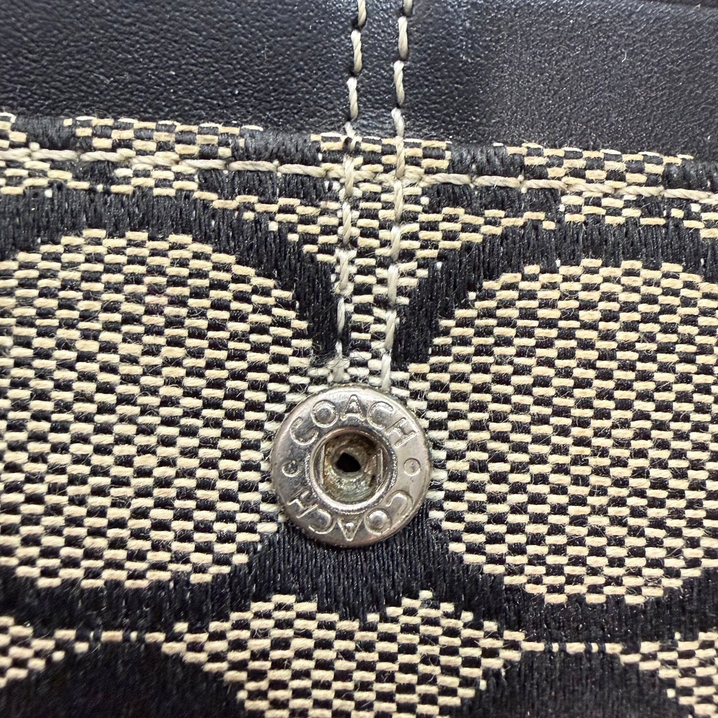 8812 COACH Black Wallet