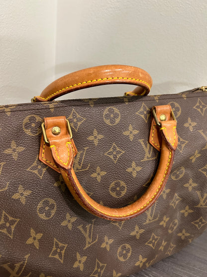 SOLD! Louis Vuitton Monogram Speedy 30