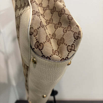 #9112 GUCCI Classic GG Signature Princy Medium