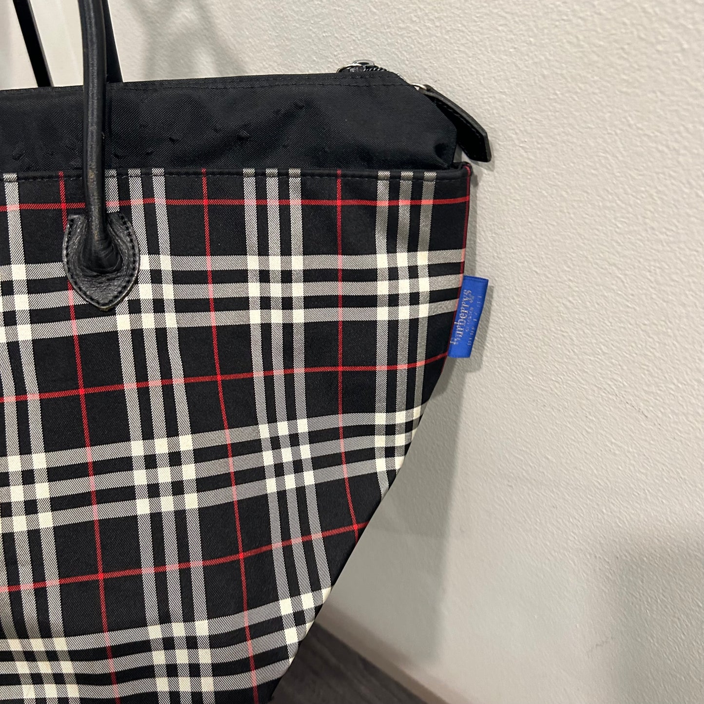 1015 BURBERRY Black Tote