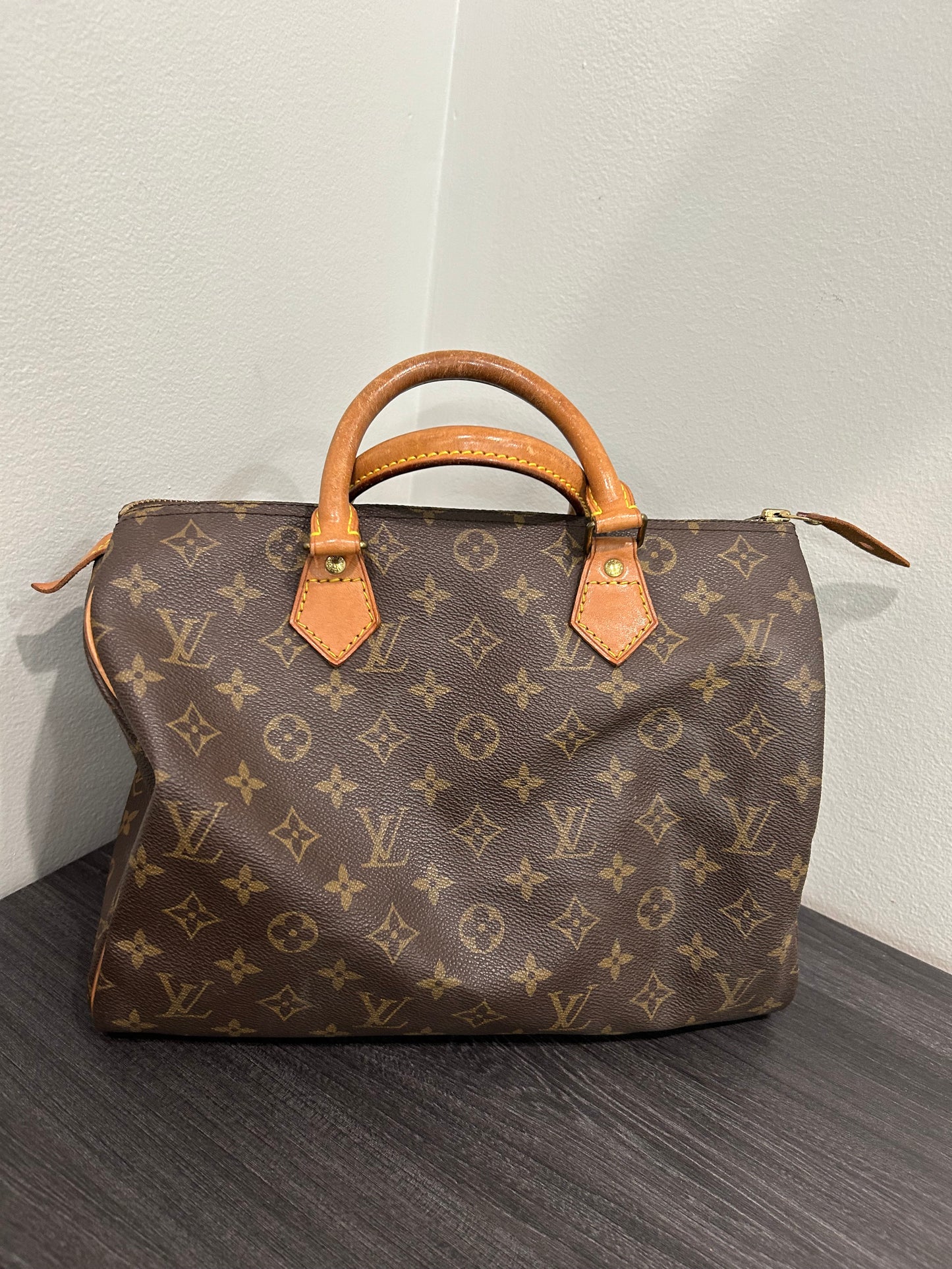 SOLD! Louis Vuitton Monogram Speedy 30