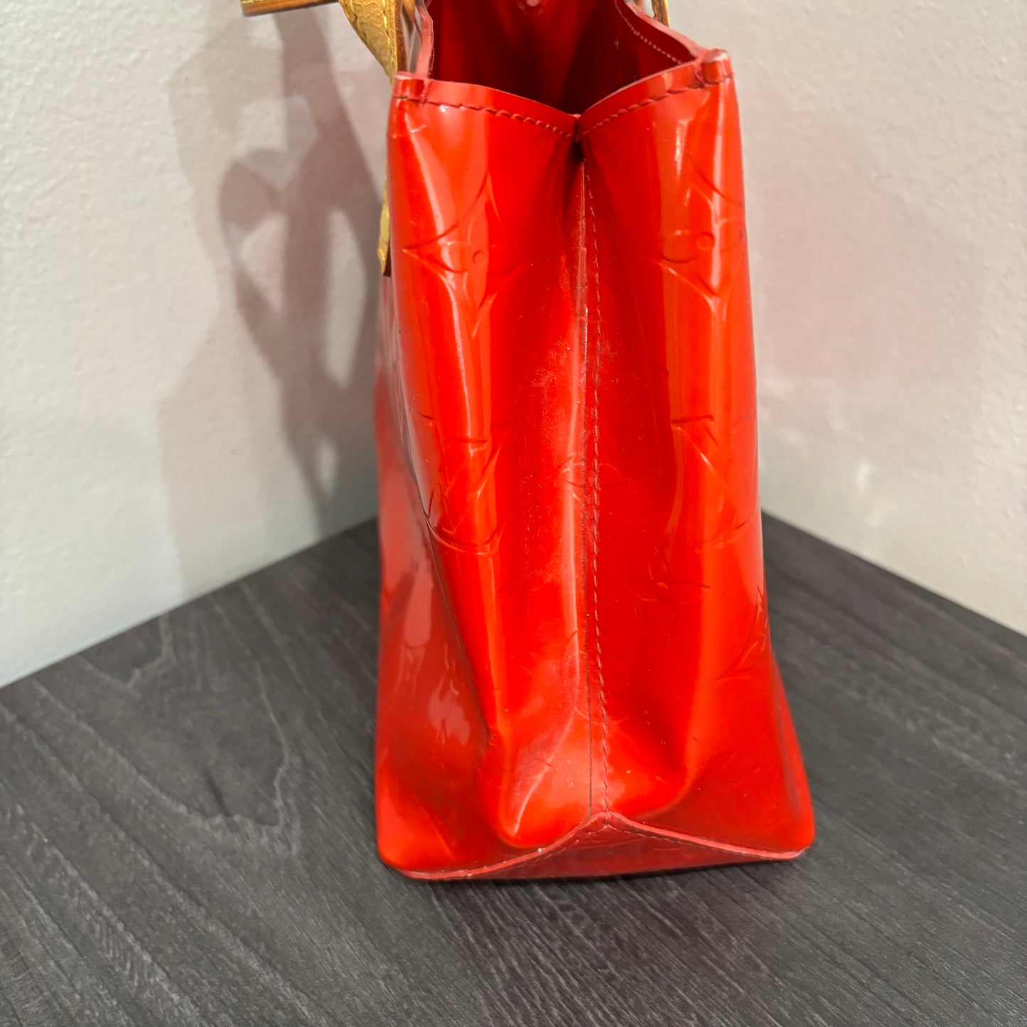 CLEARANCE #281 LOUIS VUITTON Reade Vernis PM