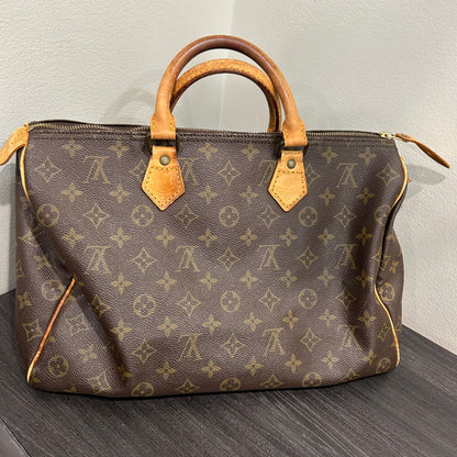 #725 LOUIS VUITTON Speedy 35