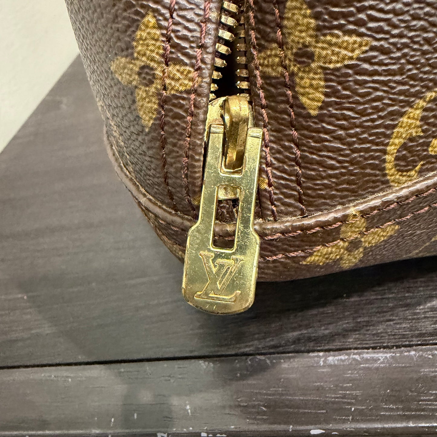 #8258 LOUIS VUITTON Deauville