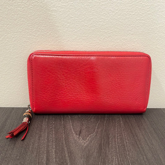 SOLD! Vintage Gucci Leather Wallet