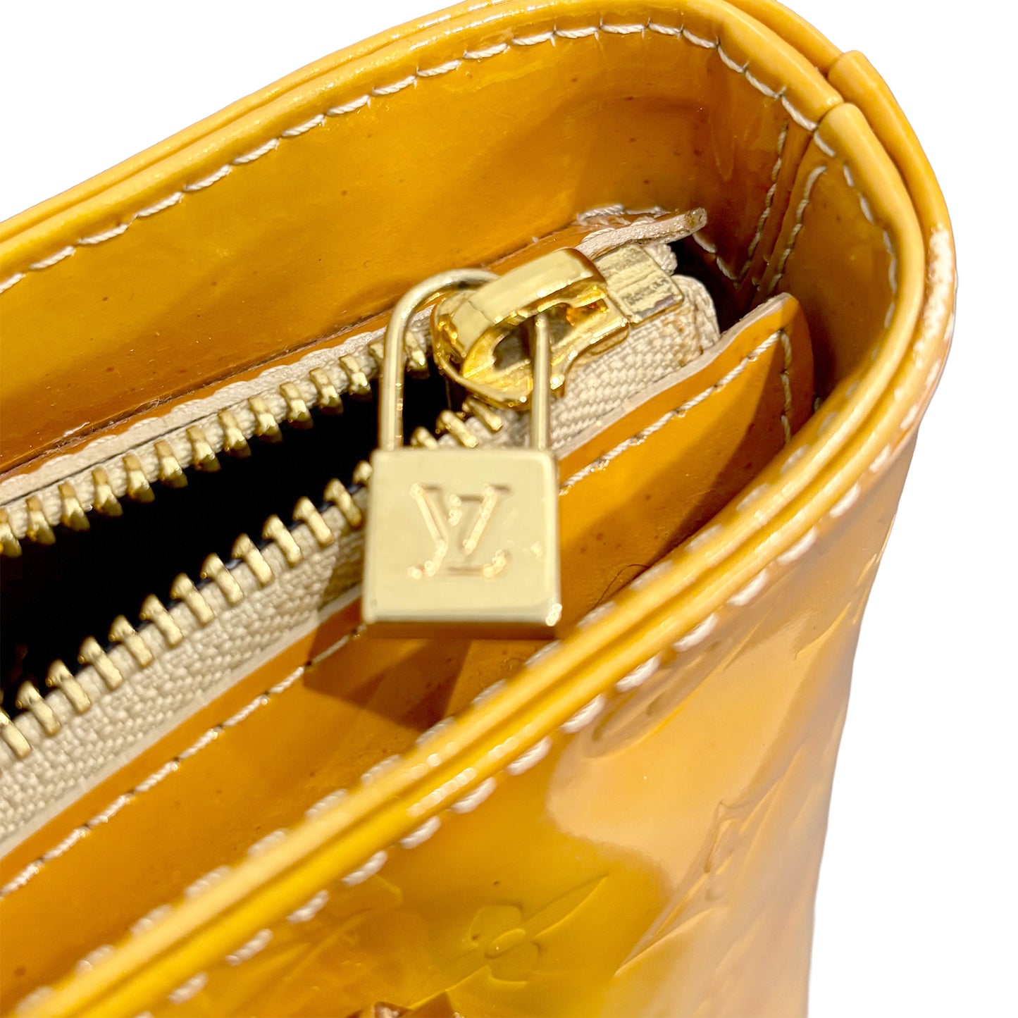 #1120 LOUIS VUITTON Jaune Passion Vernis Leather Houston Shoulder Tote (Cig Odor)