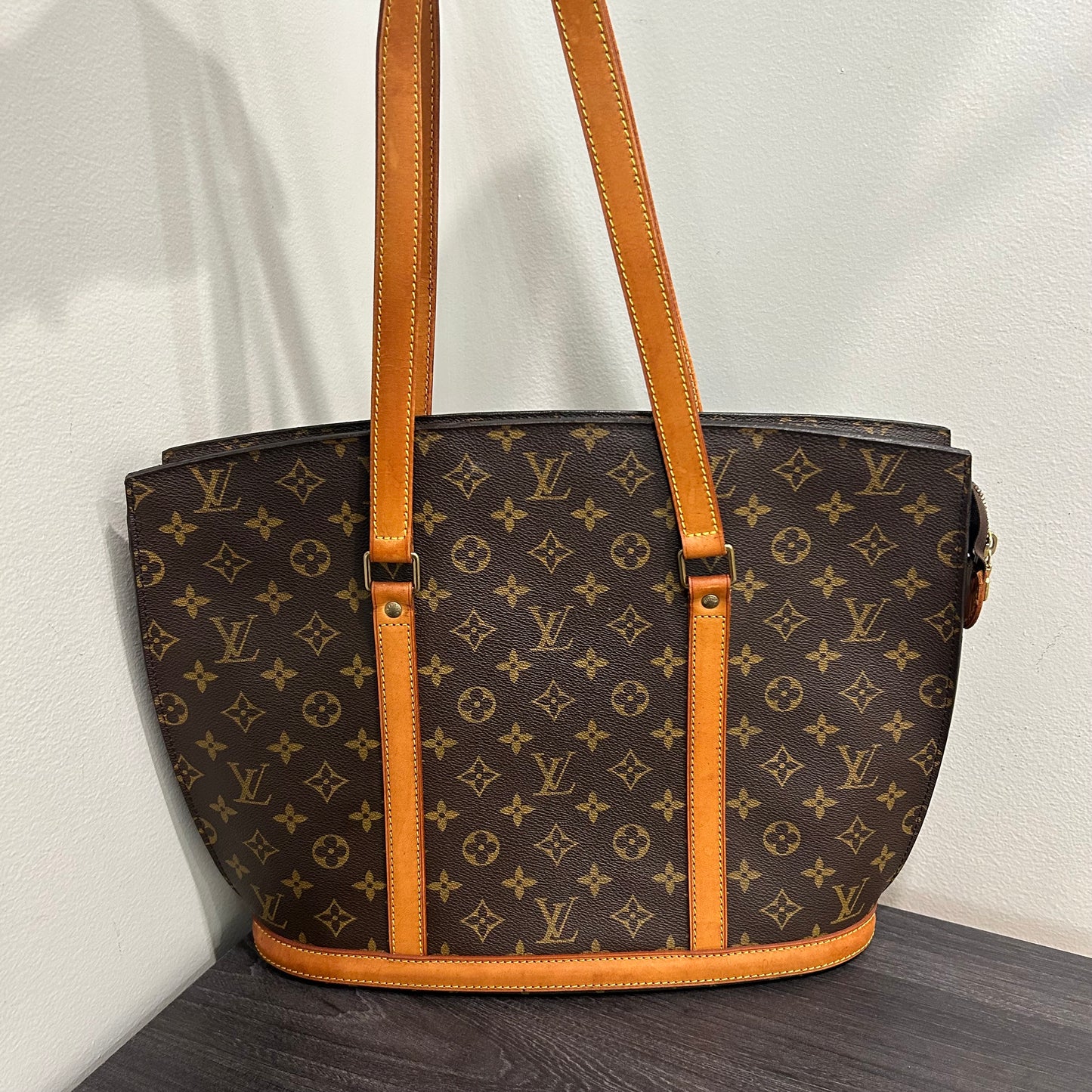 #301 LOUIS VUITTON Babylone Tote