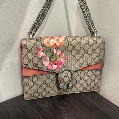 #266 GUCCI GG Supreme Blooms Dionysus Medium