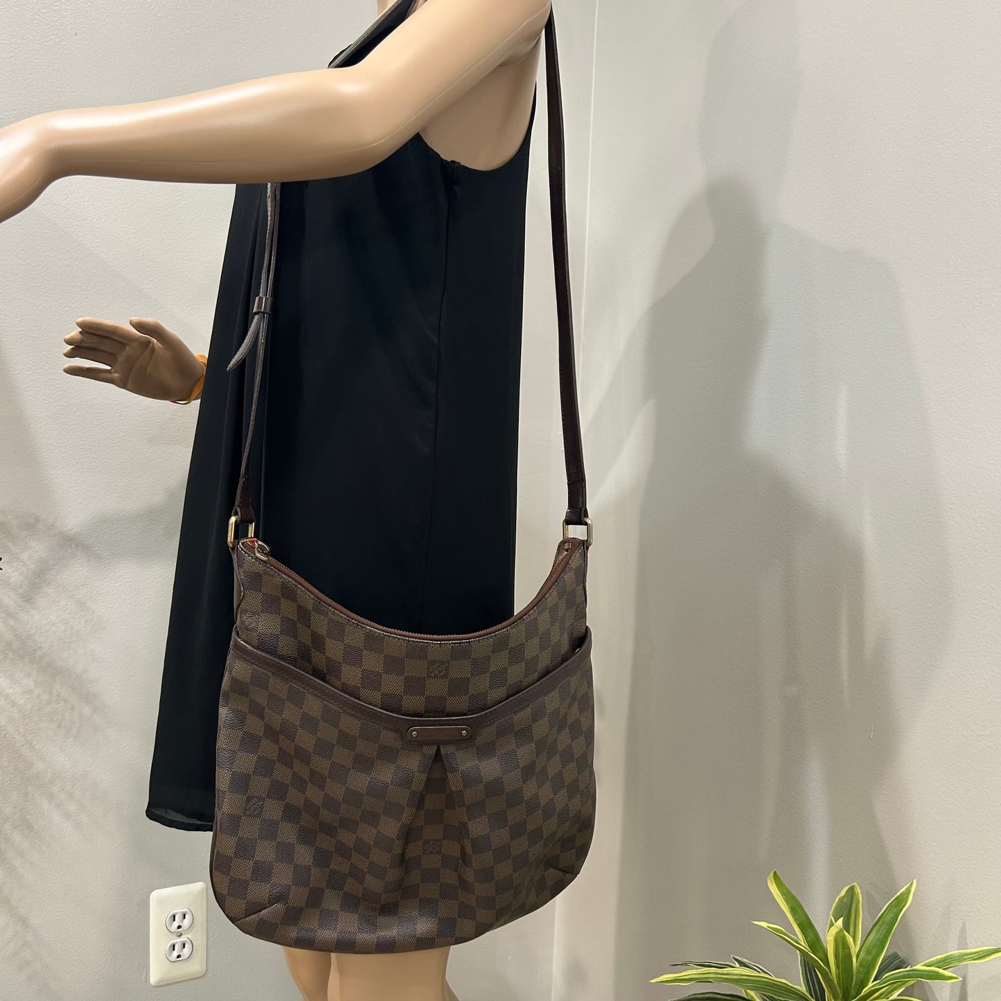 1012 LOUIS VUITTON Damier Bloomsbury GM