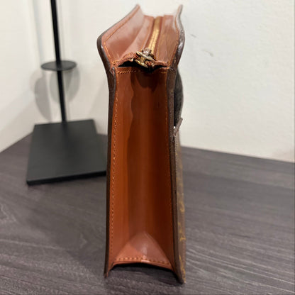 BF-04 LOUIS VUITTON Clutch