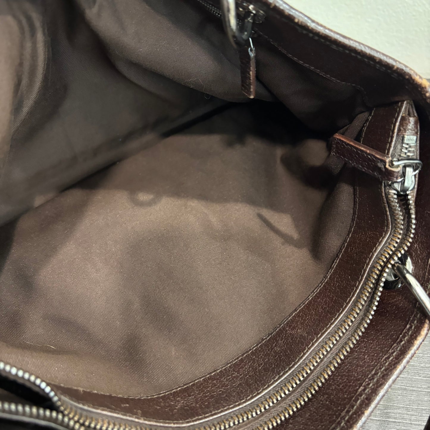 8871 GUCCI Brown Canvas Eclipse Tote