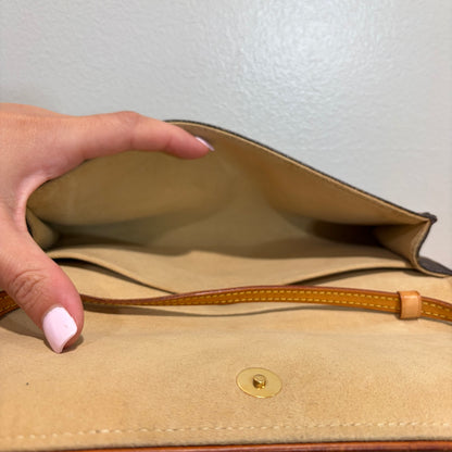 #110 LOUIS VUITTON Twin GM