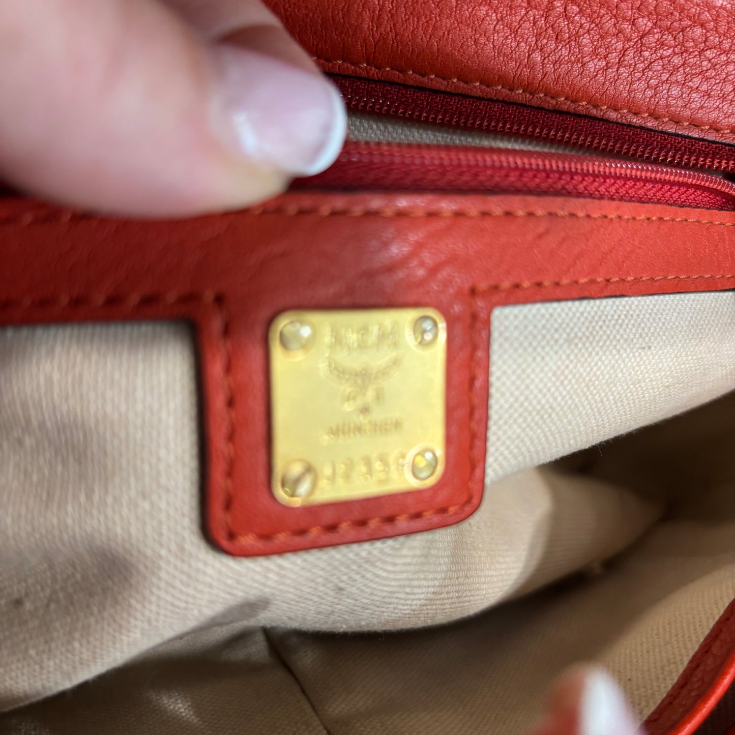 8867 MCM Veronika Shoulder Bag