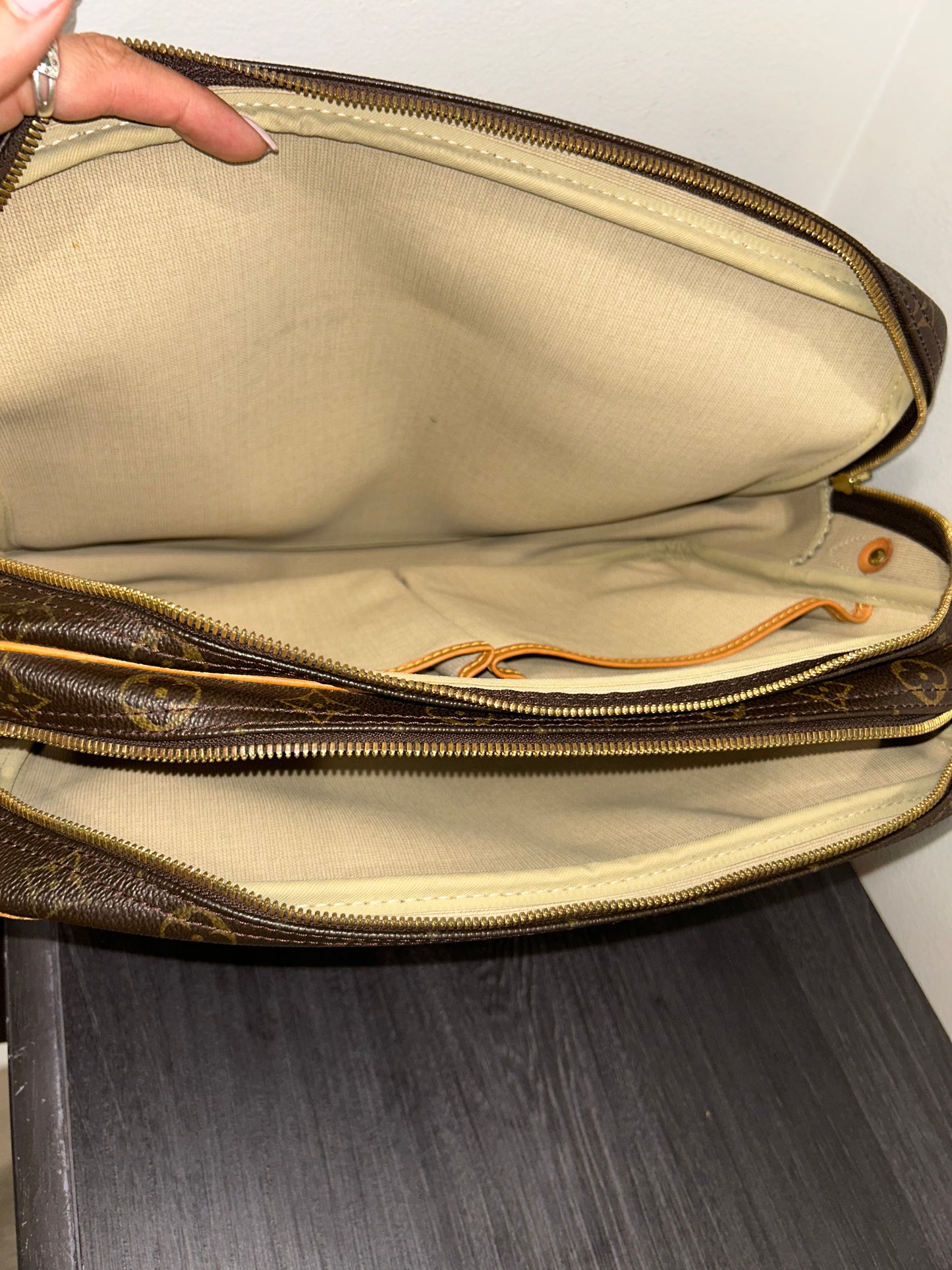24 HOUR FLASH SALE #273 LOUIS VUITTON Reporter GM