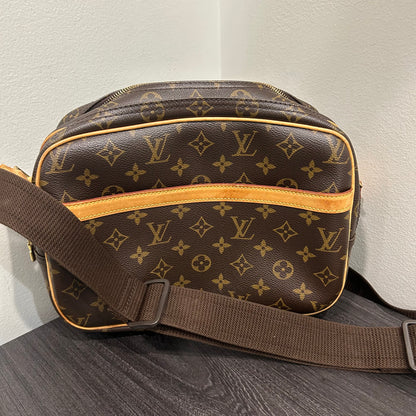 #414 LOUIS VUITTON Reporter PM