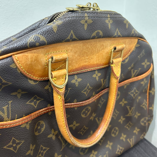 1061 LOUIS VUITTON Deauville