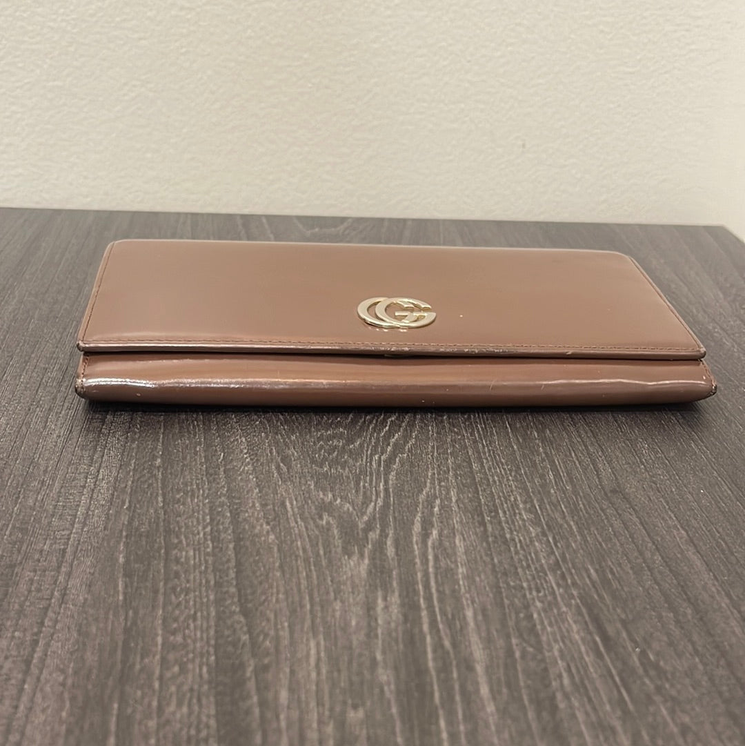 SOLD! Gucci Leather Wallet