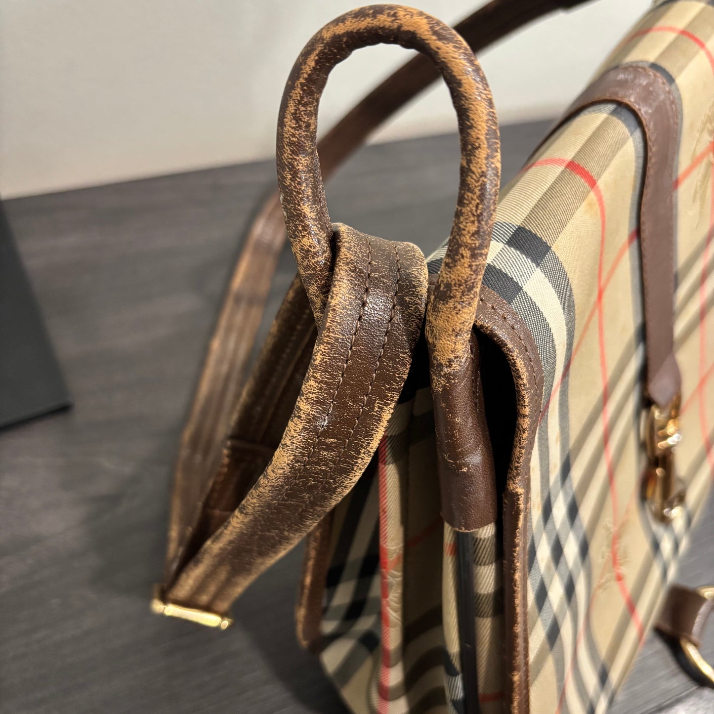 8887 BURBERRY Crossbody