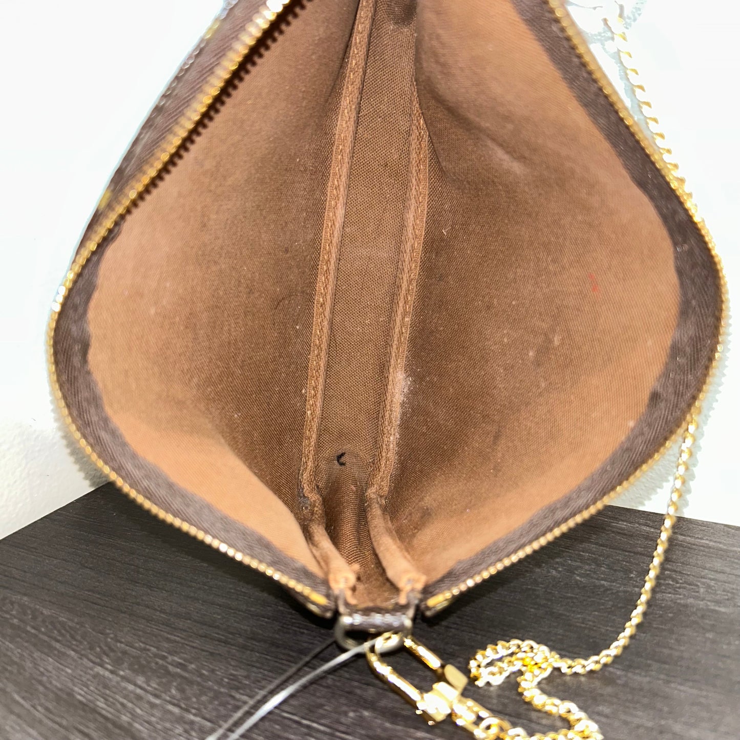 CLEARANCE #1008 LOUIS VUITTON Monogram Pochette