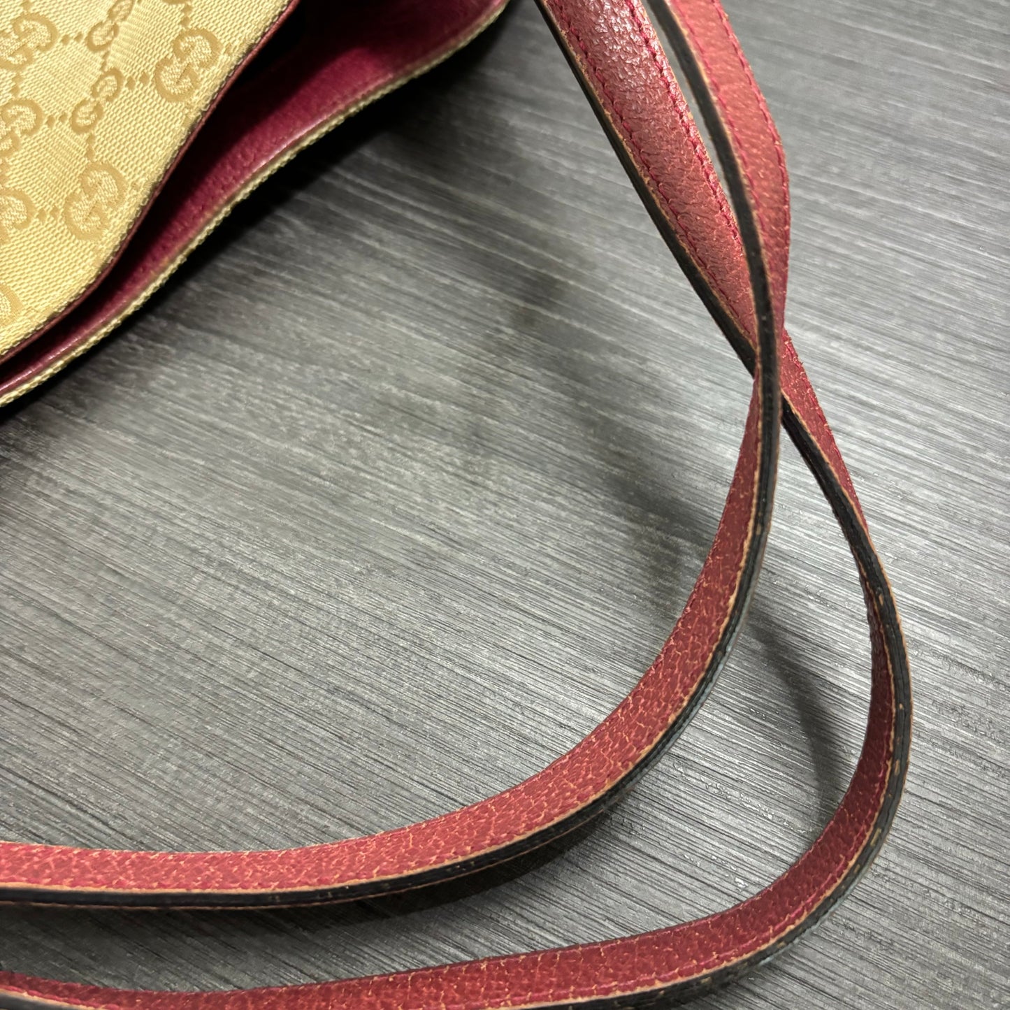 #237 Gucci Tote