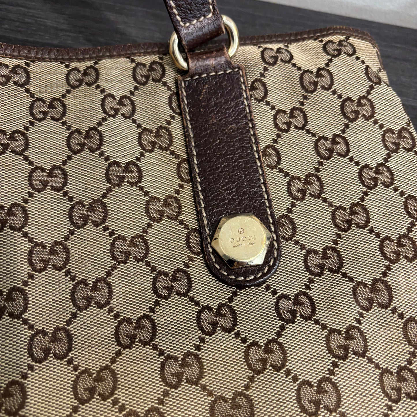 8875 GUCCI GG Canvas Charmy Tote