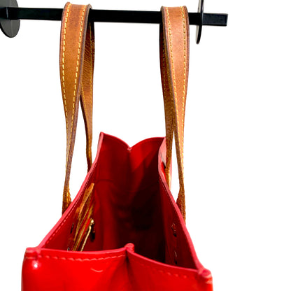 #9104 LOUIS VUITTON Red Vernis Reade PM