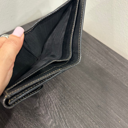 1054 FENDI Wallet