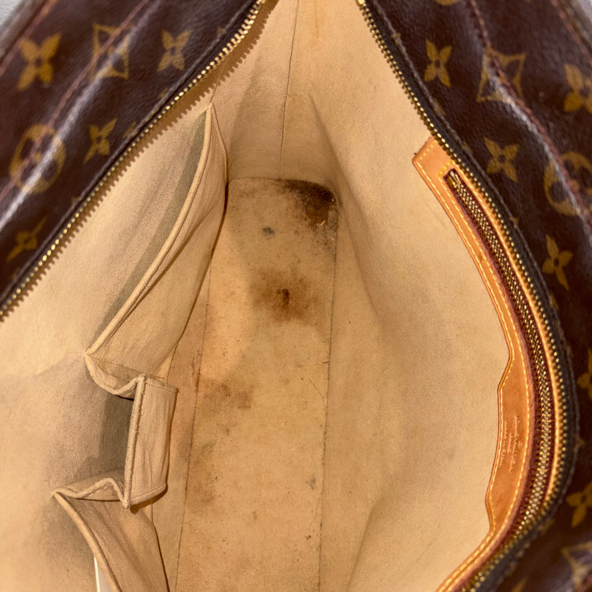 LOUIS VUITTON Luco Tote(Oct 31)