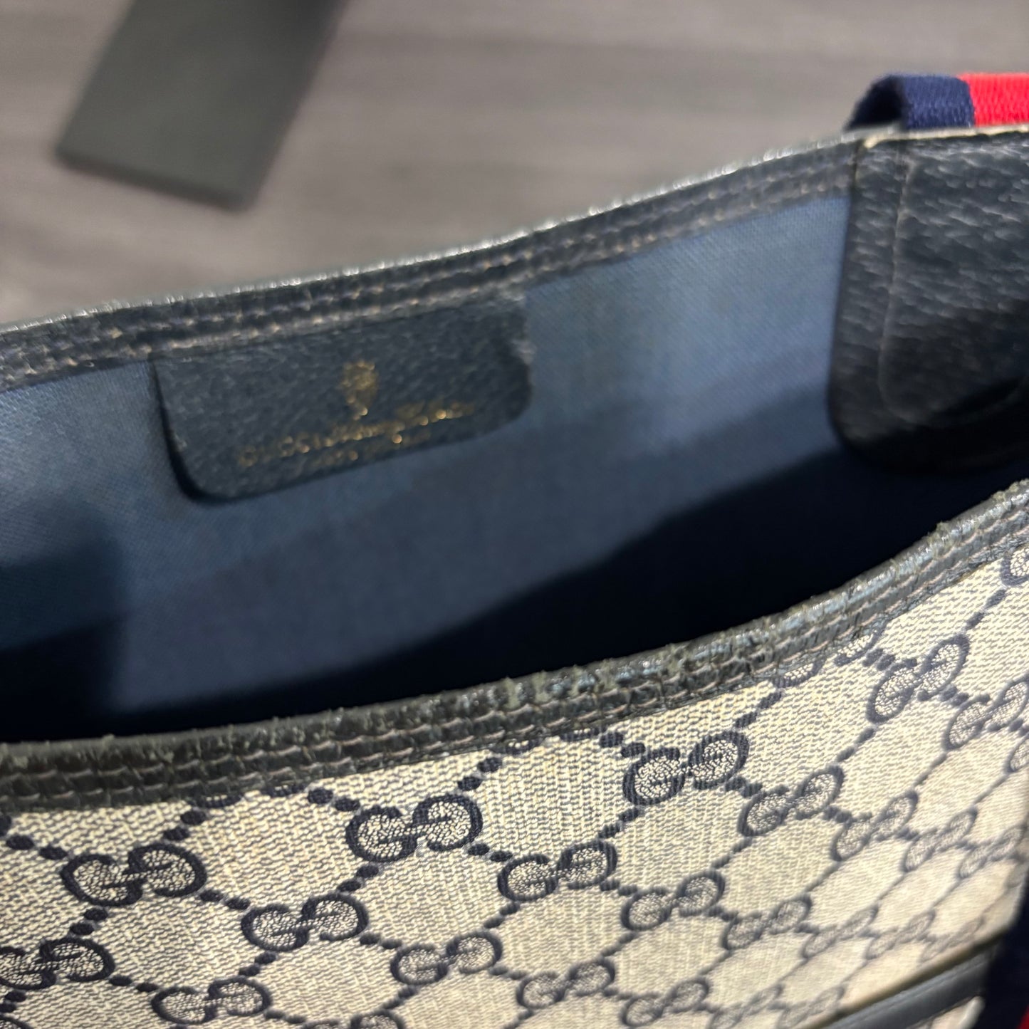 8874 GUCCI NavyTote