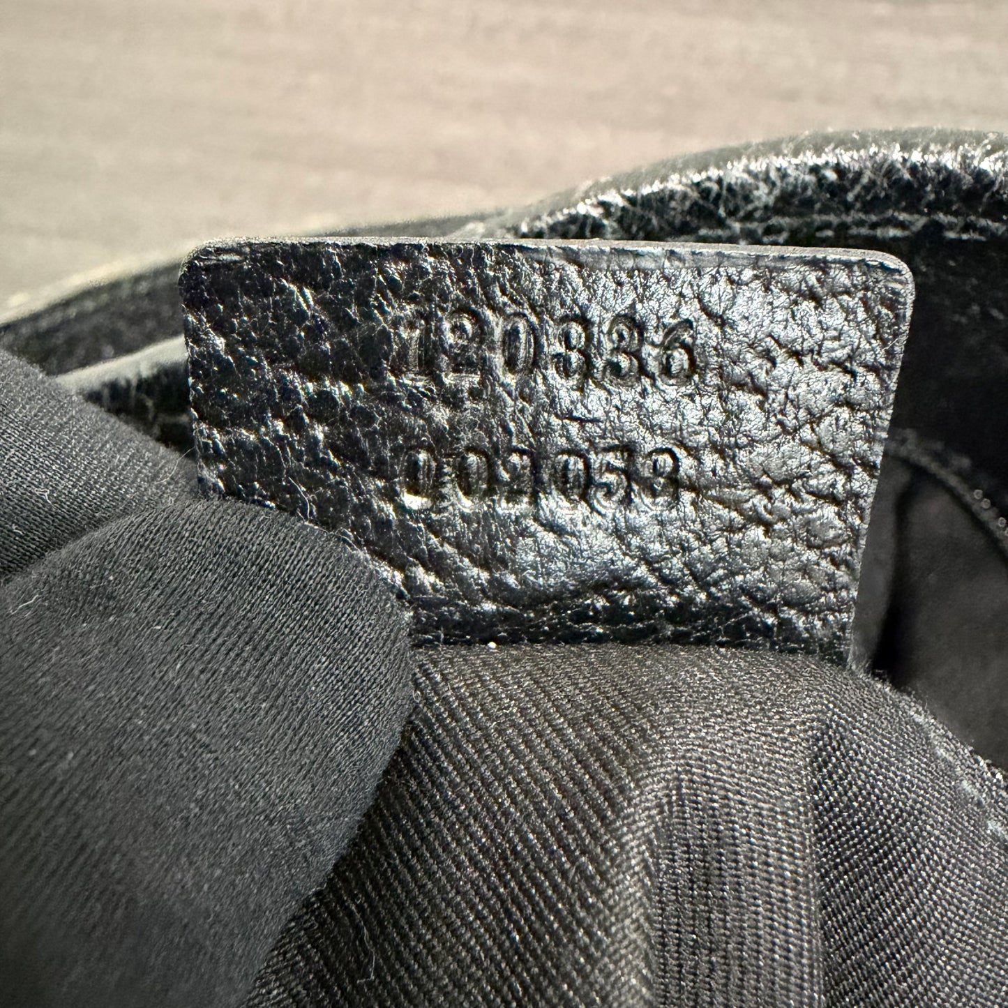 #8256 GUCCI Black GG Canvas Eclipse Tote