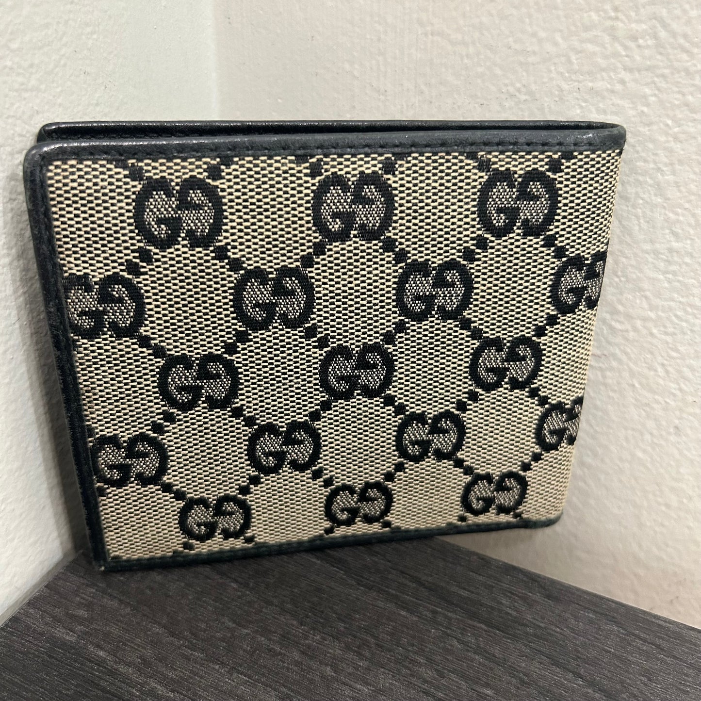 #196 GUCCI Canvas Men’s Wallet