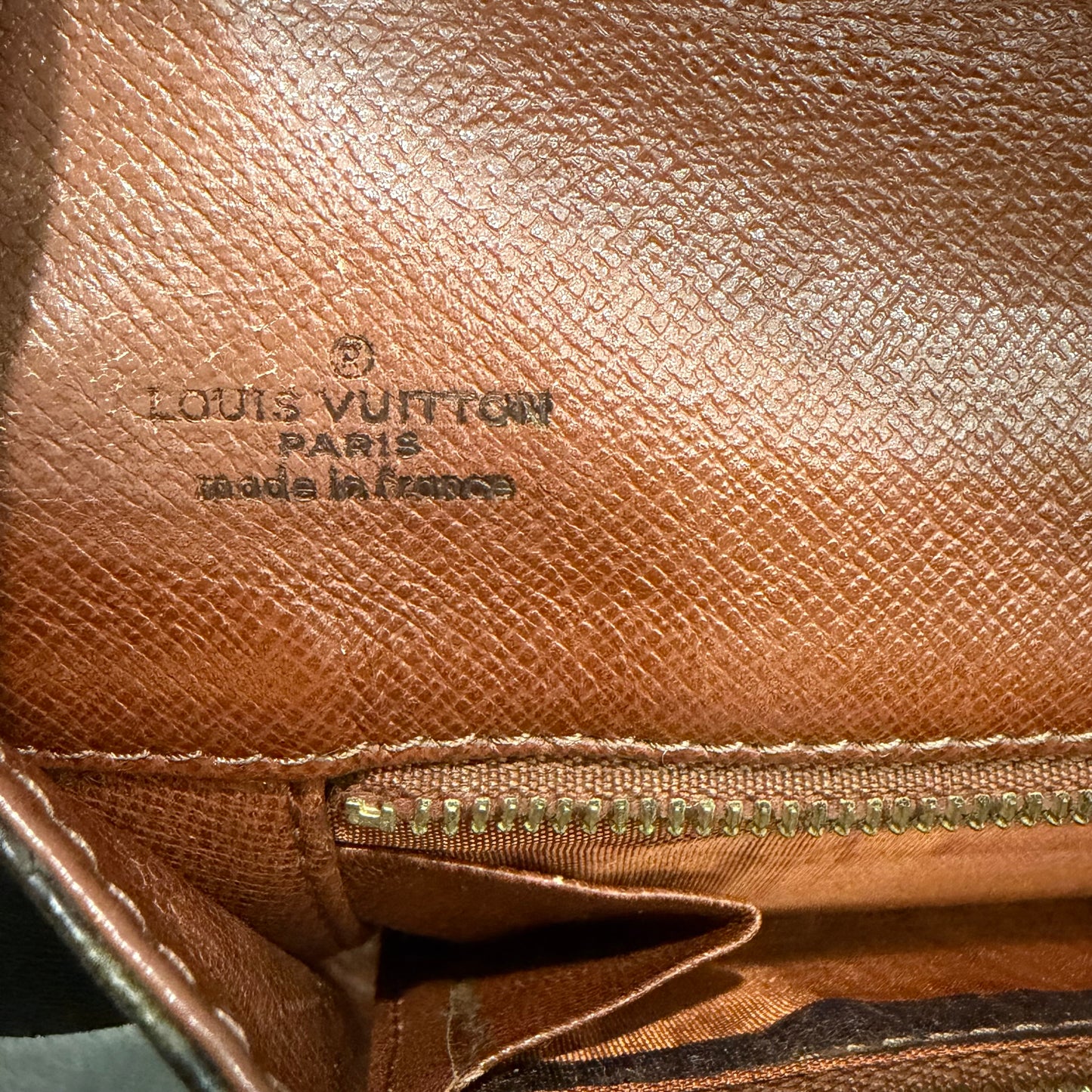 #8281 LOUIS VUITTON Monogram Dame 29
