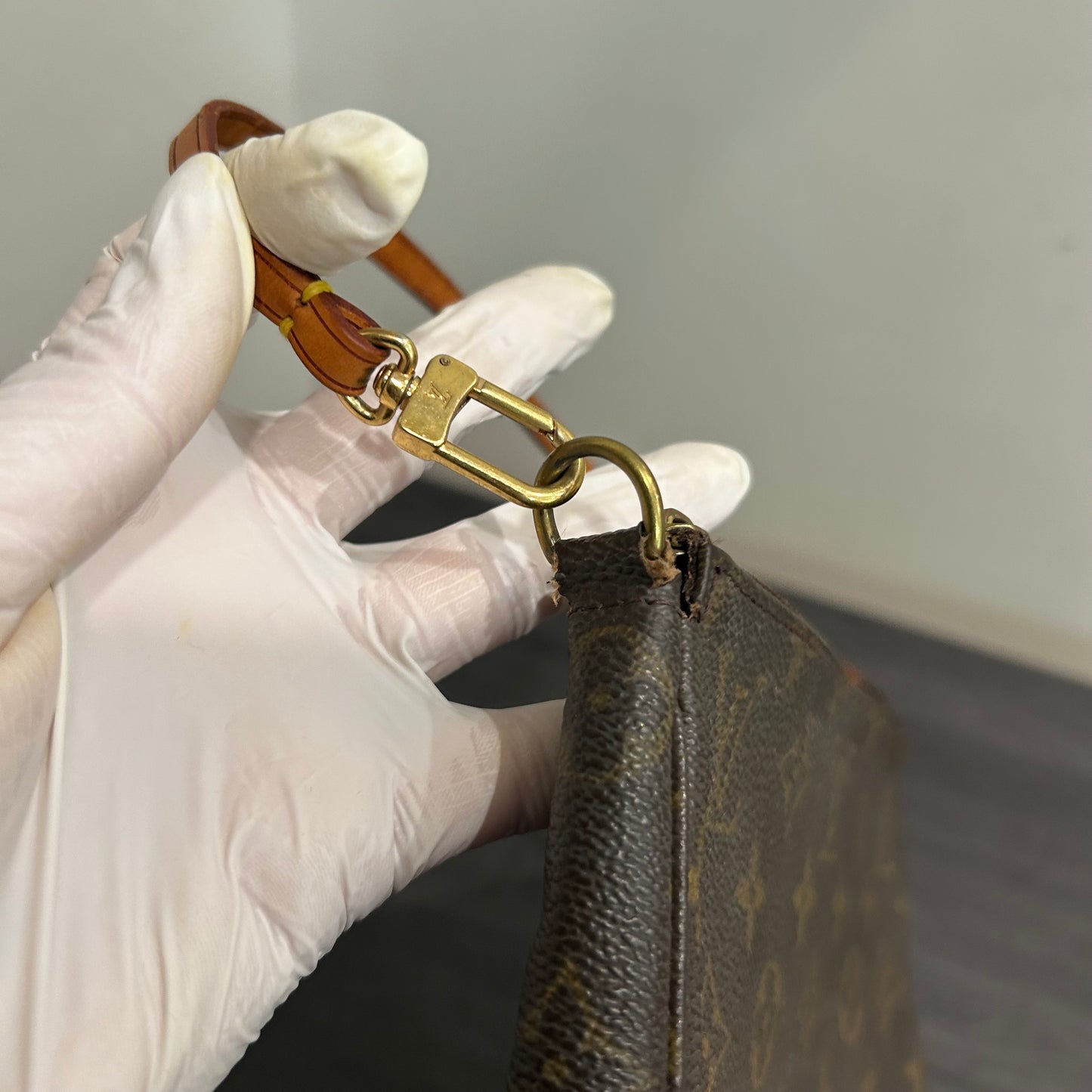 #311 LOUIS VUITTON Pochette