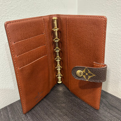 1005 LOUIS VUITTON Agenda PM MSRP $505