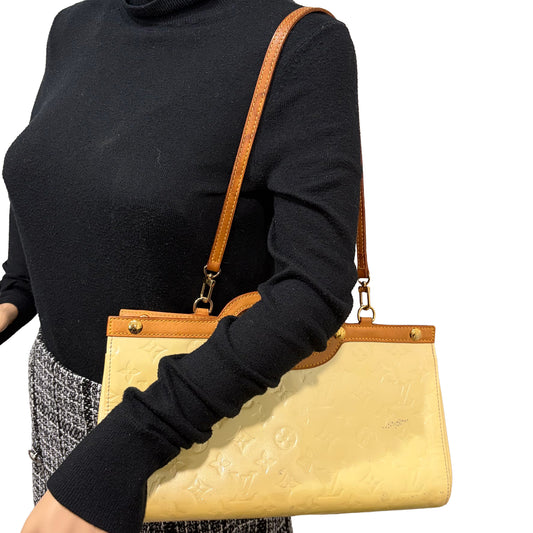 #8266 LOUIS VUITTON Roxbury