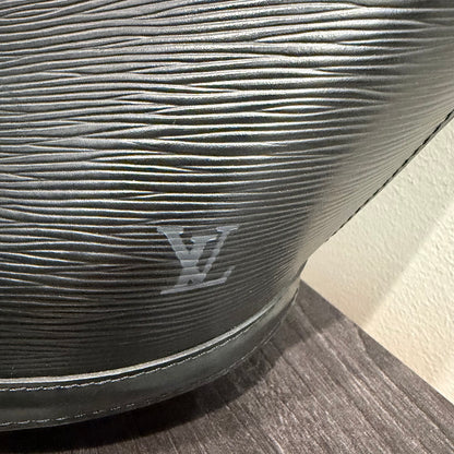 #8227 LOUIS VUITTON Epi Leather St Jacques GM