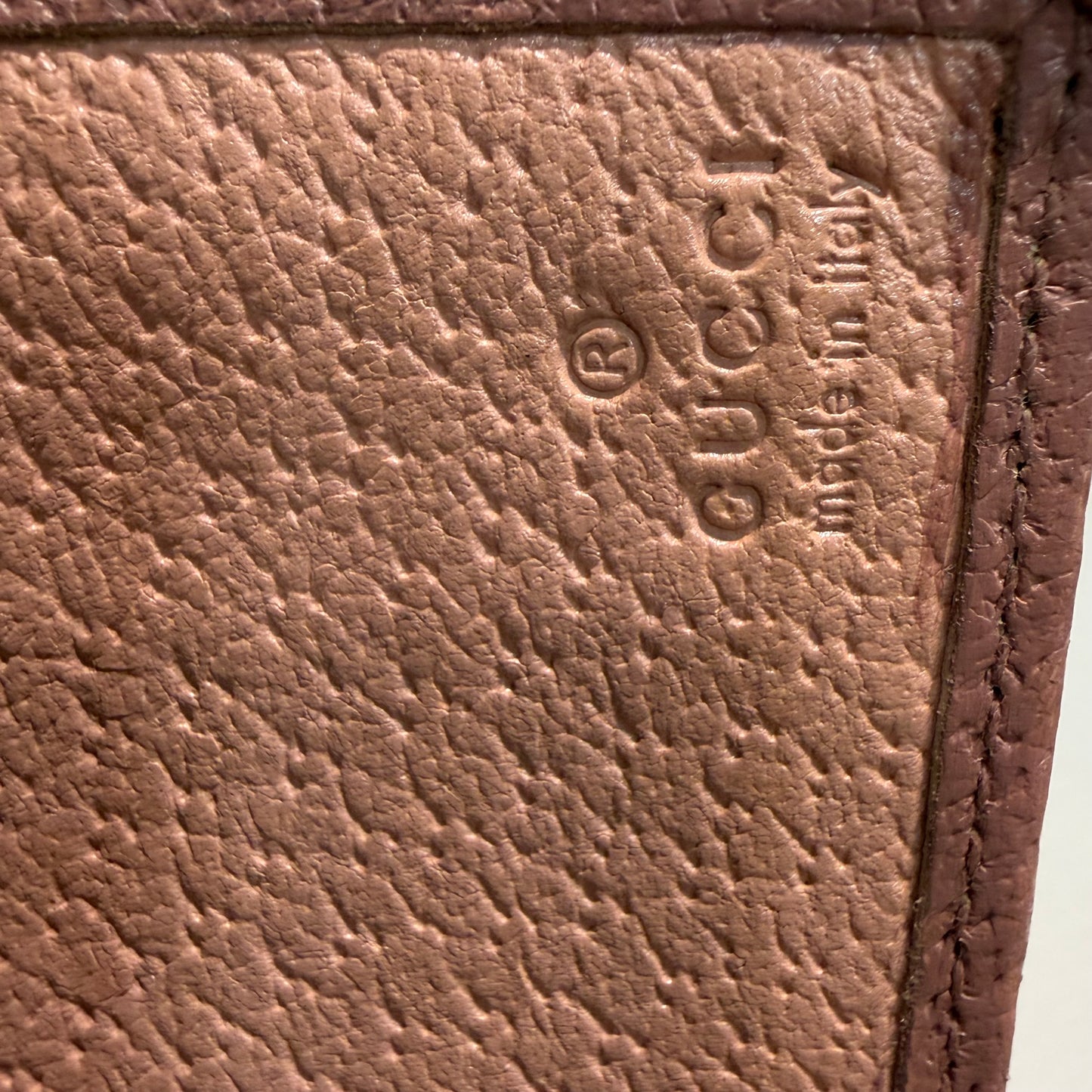 #3234 GUCCI Canvas Wallet on Chain