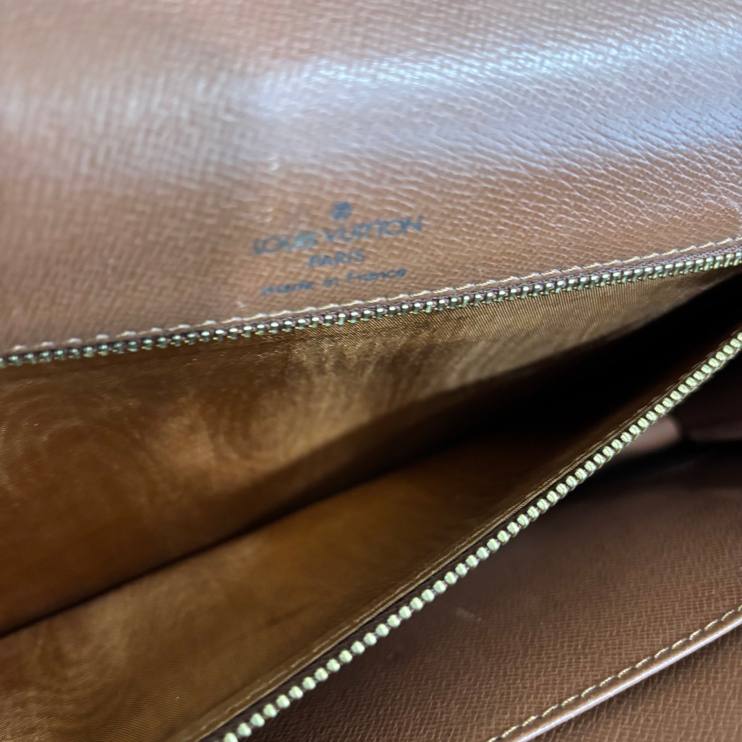 8872 LOUIS VUITTON Dame 29