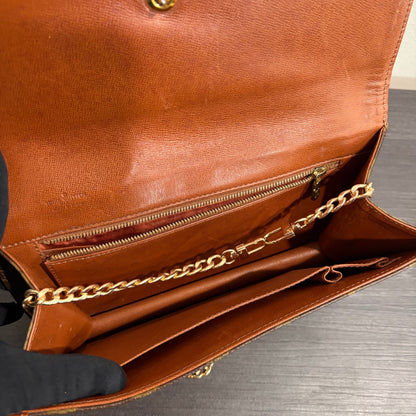 #8278 LOUIS VUITTON Monogram Dame 26