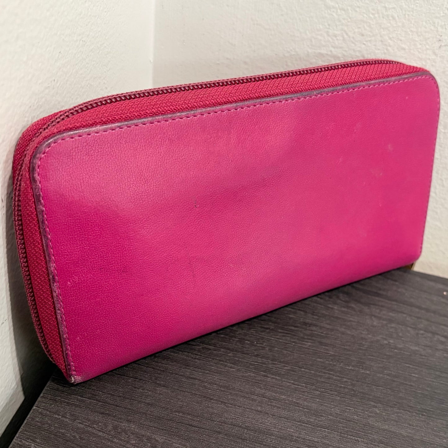 #1714 CHANEL Pink Zip Wallet