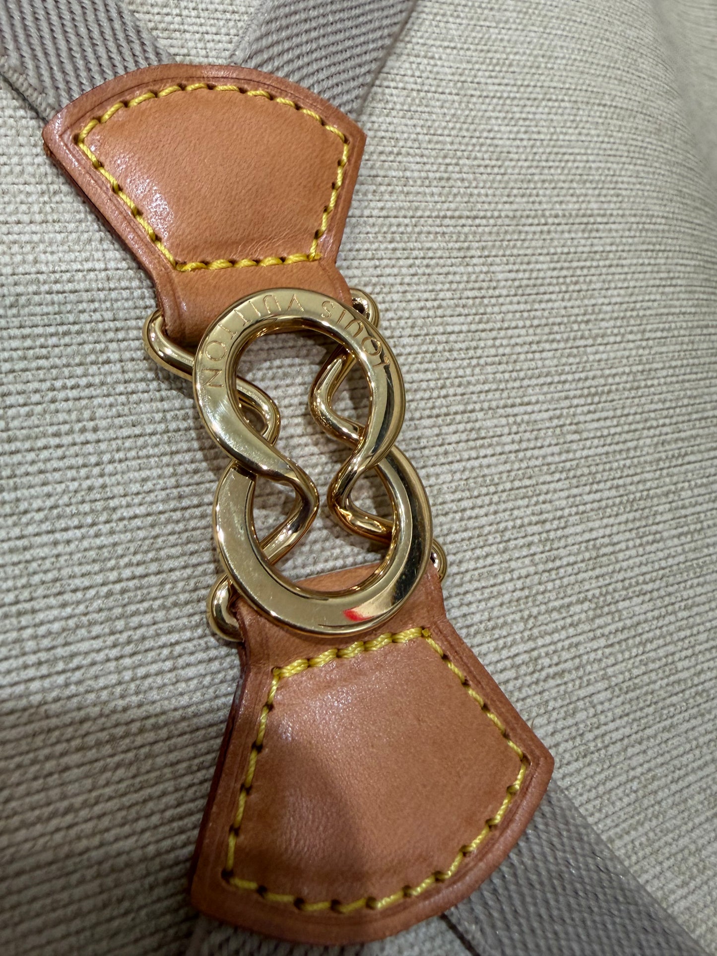 #3201 LOUIS VUITTON Monogram Satellite 53 Luggage