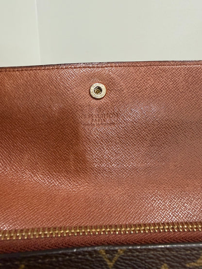 #1101-02 LOUIS VUITTON Monogram Wallet with Removable Chain