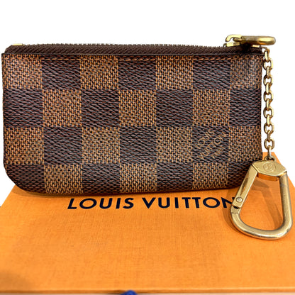 #8209 LOUIS VUITTON Damier Pouch