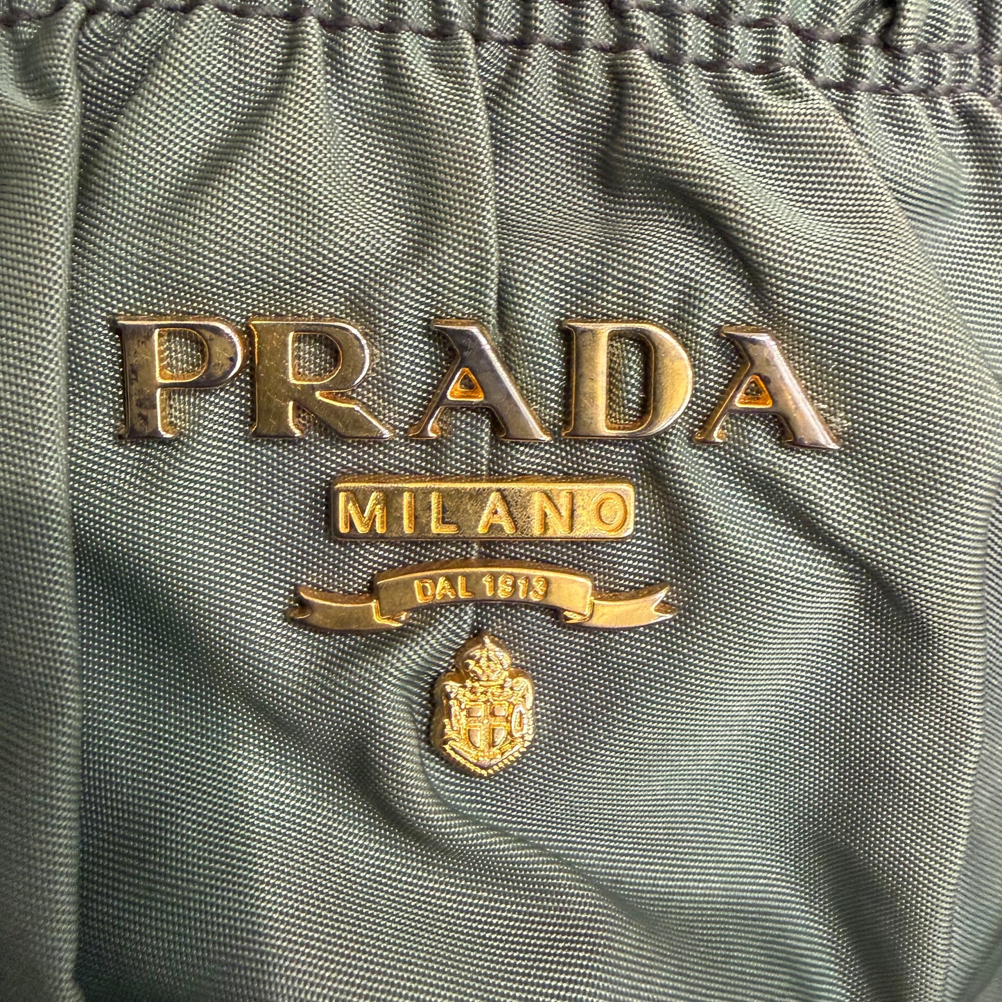 8852 PRADA Tessuto Nylon Gauffre