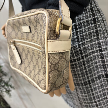 #8203 GUCCI Brown Canvas Crossbody