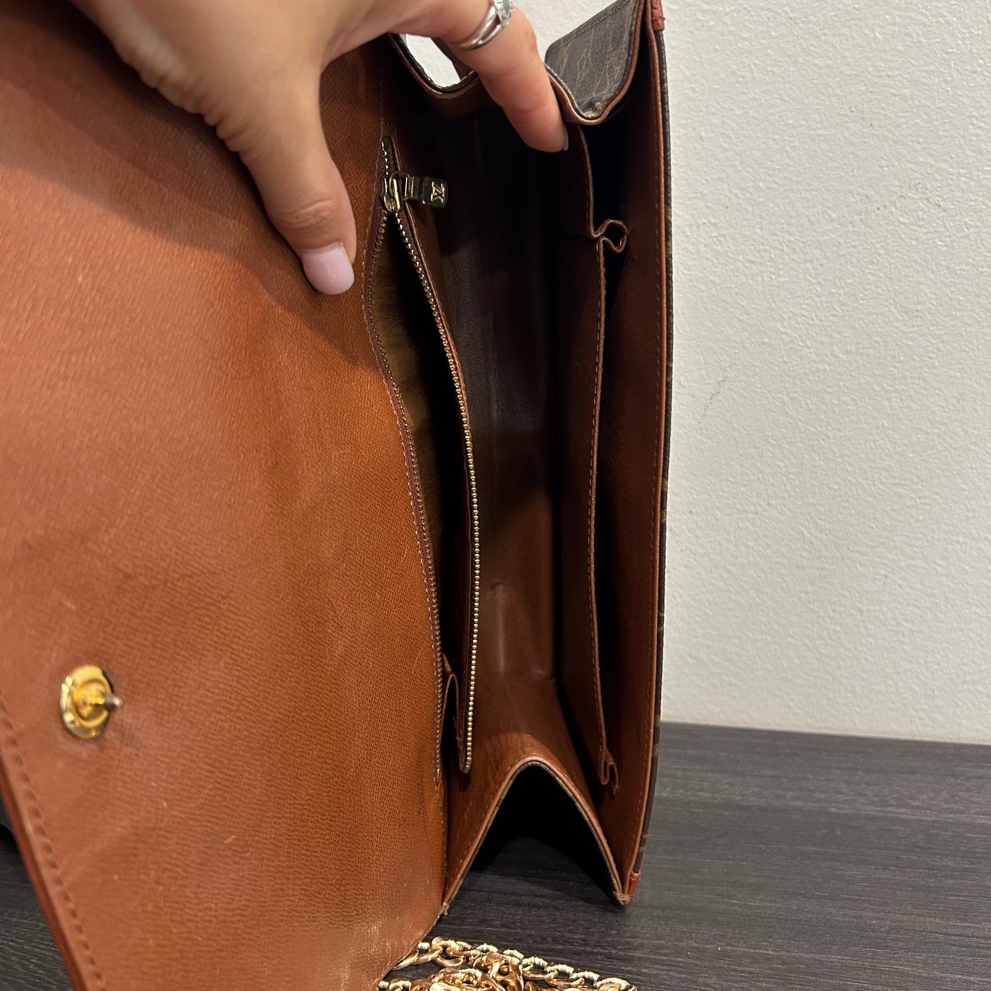 4005 LOUIS VUITTON Pouch