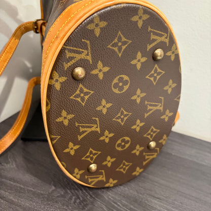 #1710 LOUIS VUITTON Monogram Bucket PM