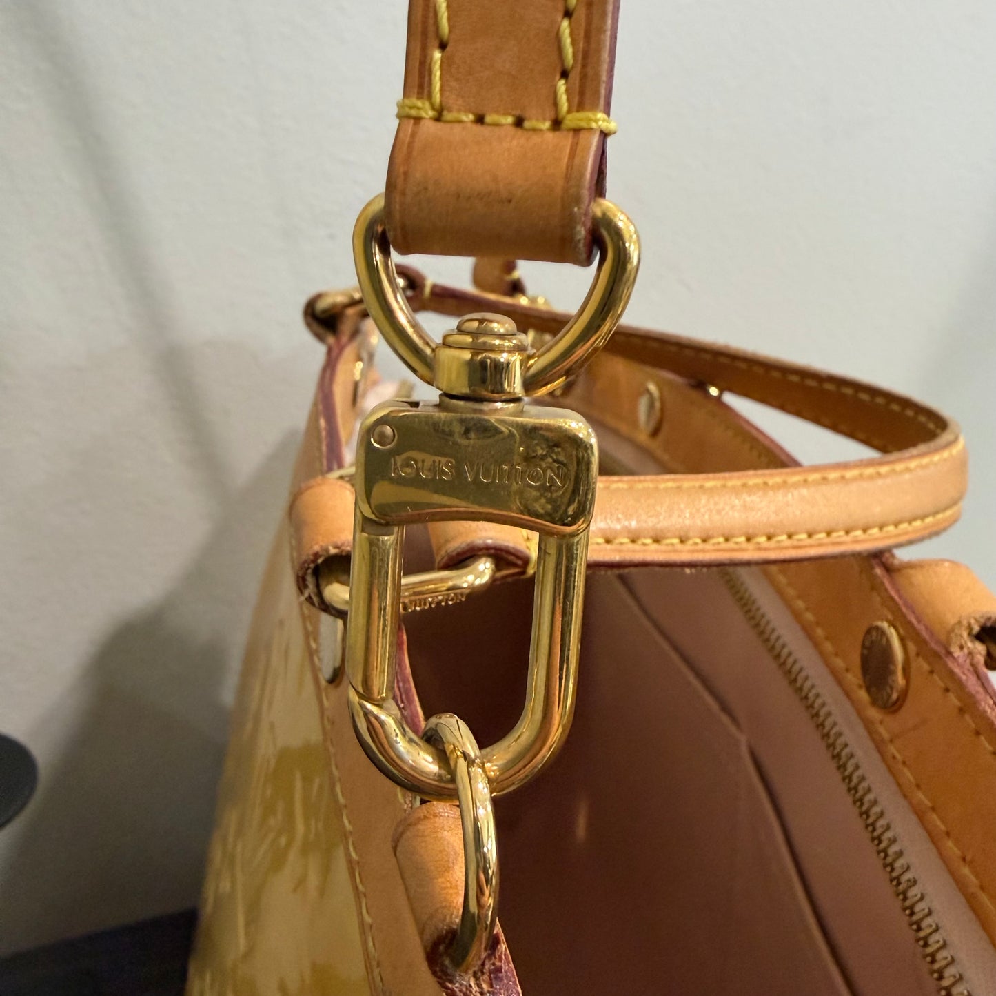 #9115 LOUIS VUITTON Yellow Vernis Brea MM with Original Vachetta Strap