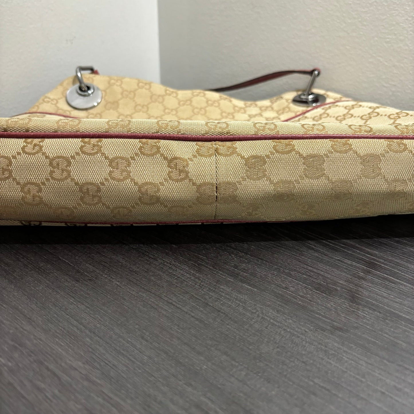 #237 Gucci Tote