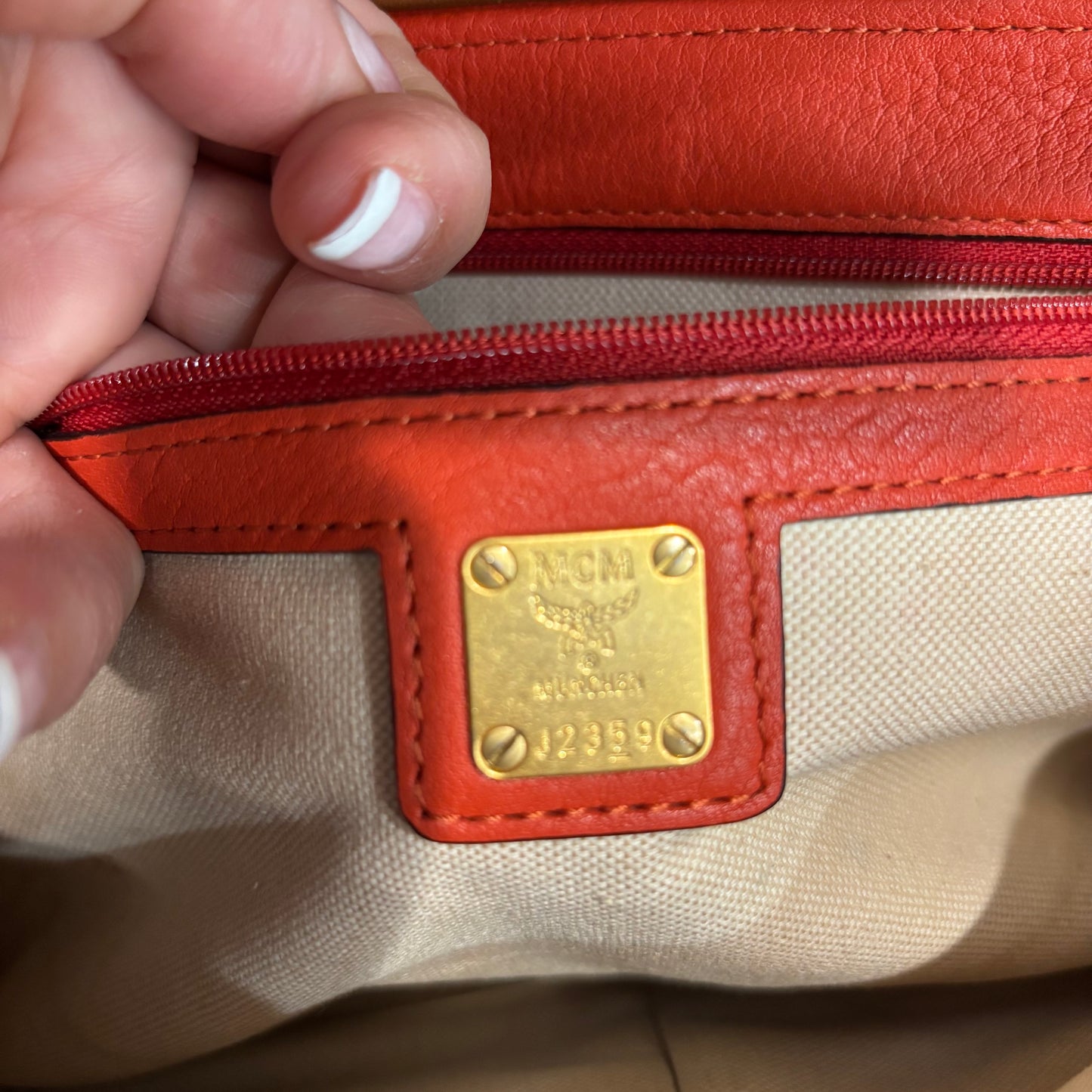 8867 MCM Veronika Shoulder Bag